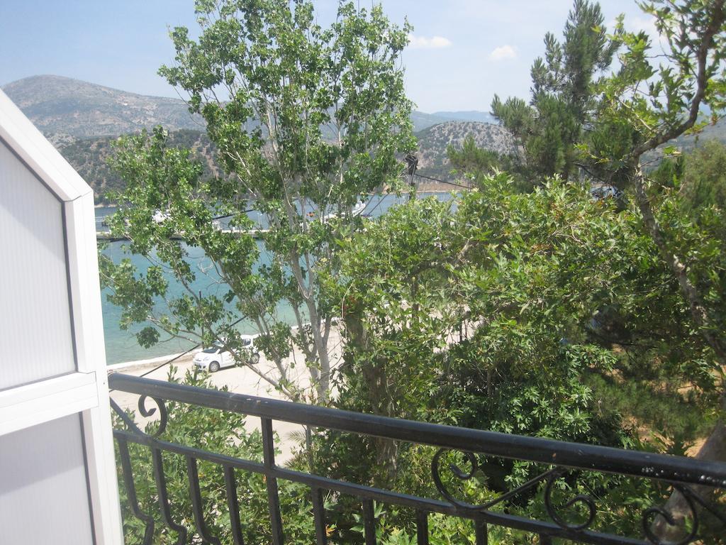 Marina Studios II Argostoli  Habitación foto