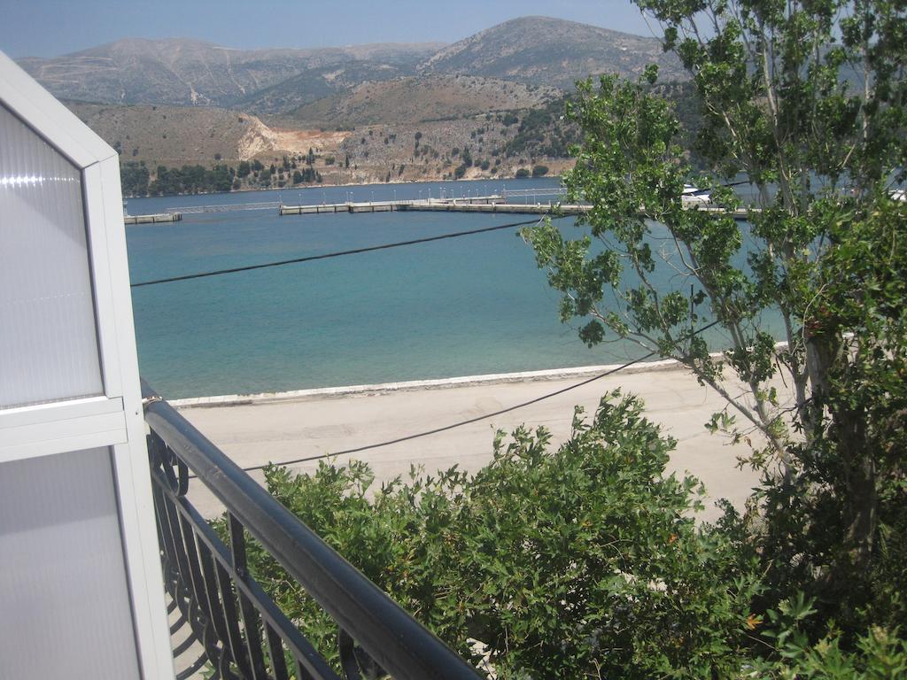 Marina Studios II Argostoli  Habitación foto